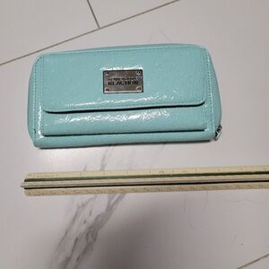 ~ Kenneth Cole Reaction blue wallet